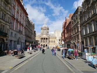 Passeio a pé autoguiado pelo centro da cidade de Liverpool